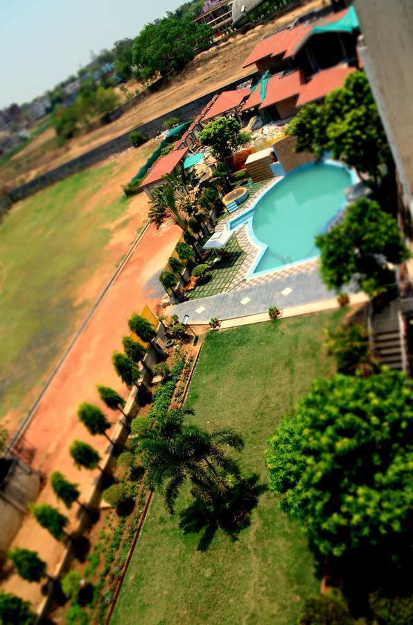 Hotel Aryan Jharsuguda ภายนอก รูปภาพ